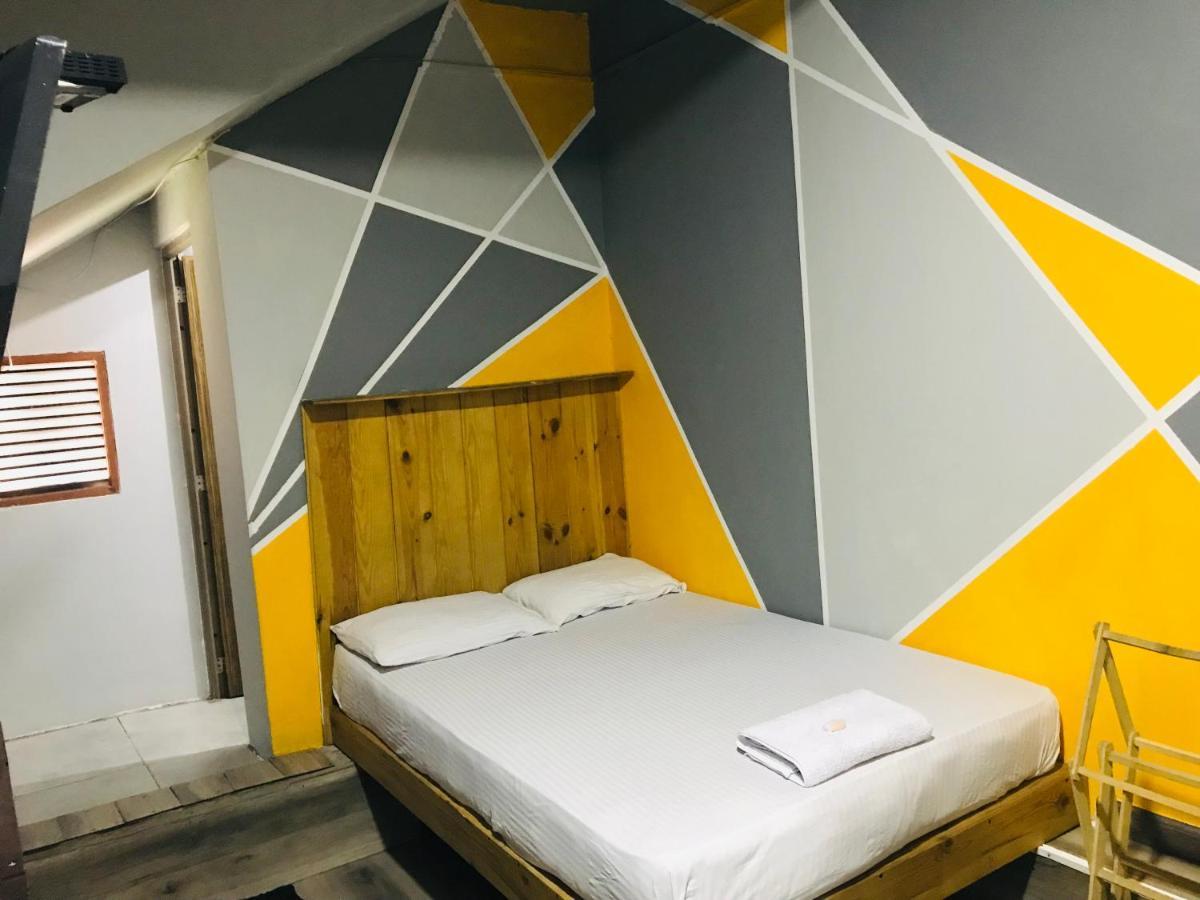 Alina Budget Hotel 卡杜韦勒 外观 照片