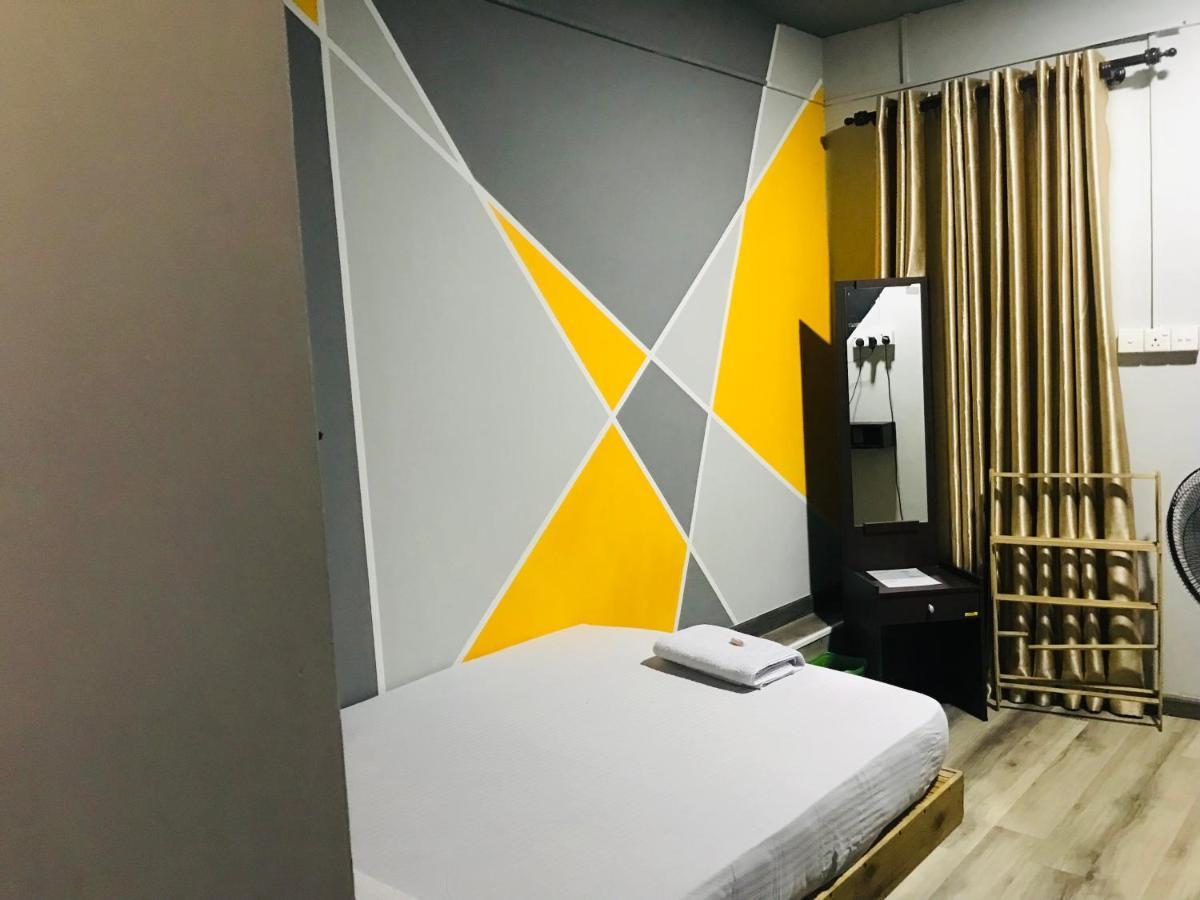 Alina Budget Hotel 卡杜韦勒 外观 照片